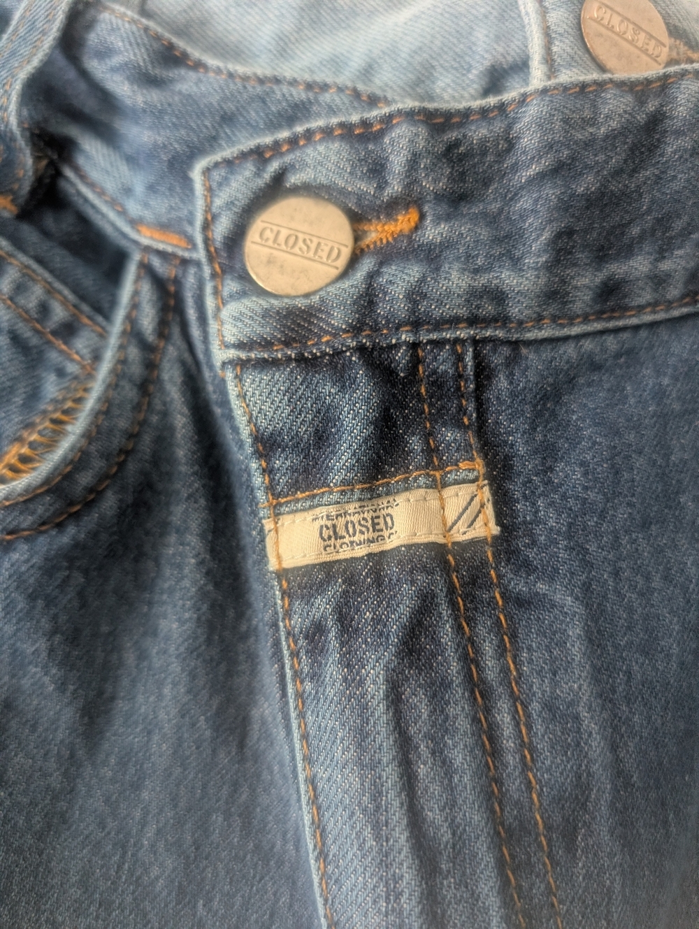 Closed Averly Wide-Leg Cuffed Jeans w/ Asymmetric Waist, size 31, Made in Italy - Picture 7 of 13